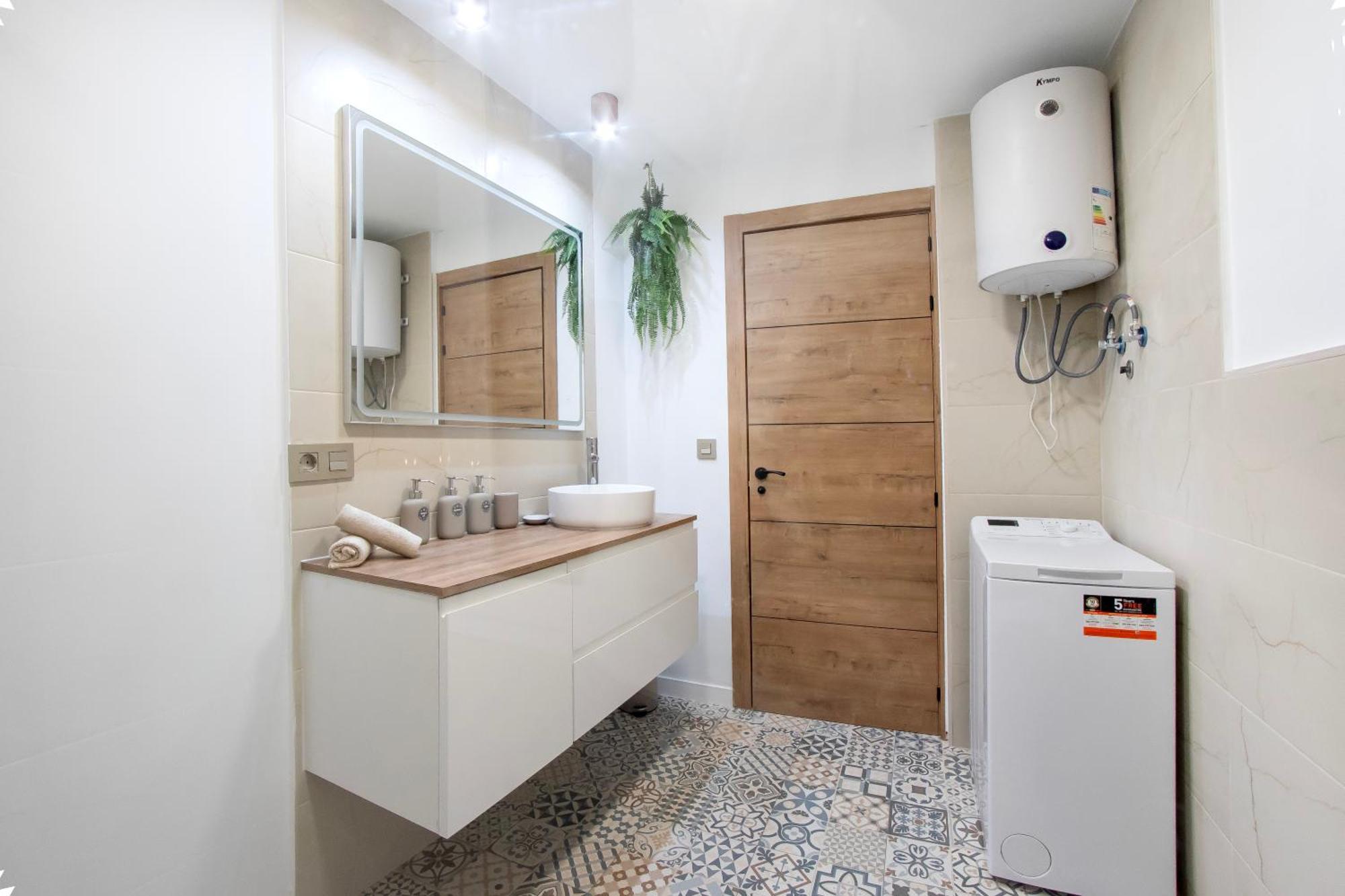 Newly Renovated, Luxurious Apartment With A Heated Pool, 259 圣米格尔德阿沃纳 外观 照片